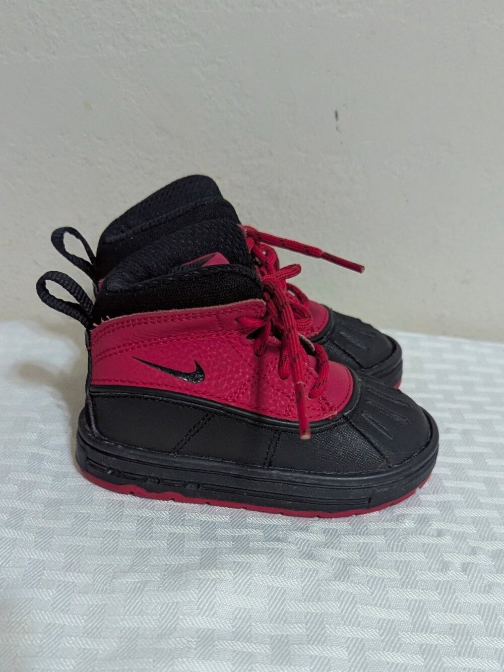 NIKE ACG Woodside 2 High Infant Toddler Booties Sz: 5C